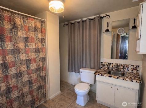 27 Mule Deer Ridge Road Oroville WA 98844