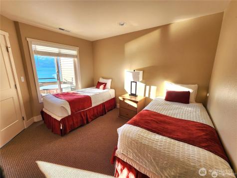 1 Lakeside 708-l Manson WA 98831
