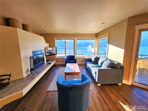 1 Lakeside 708-l Manson WA 98831