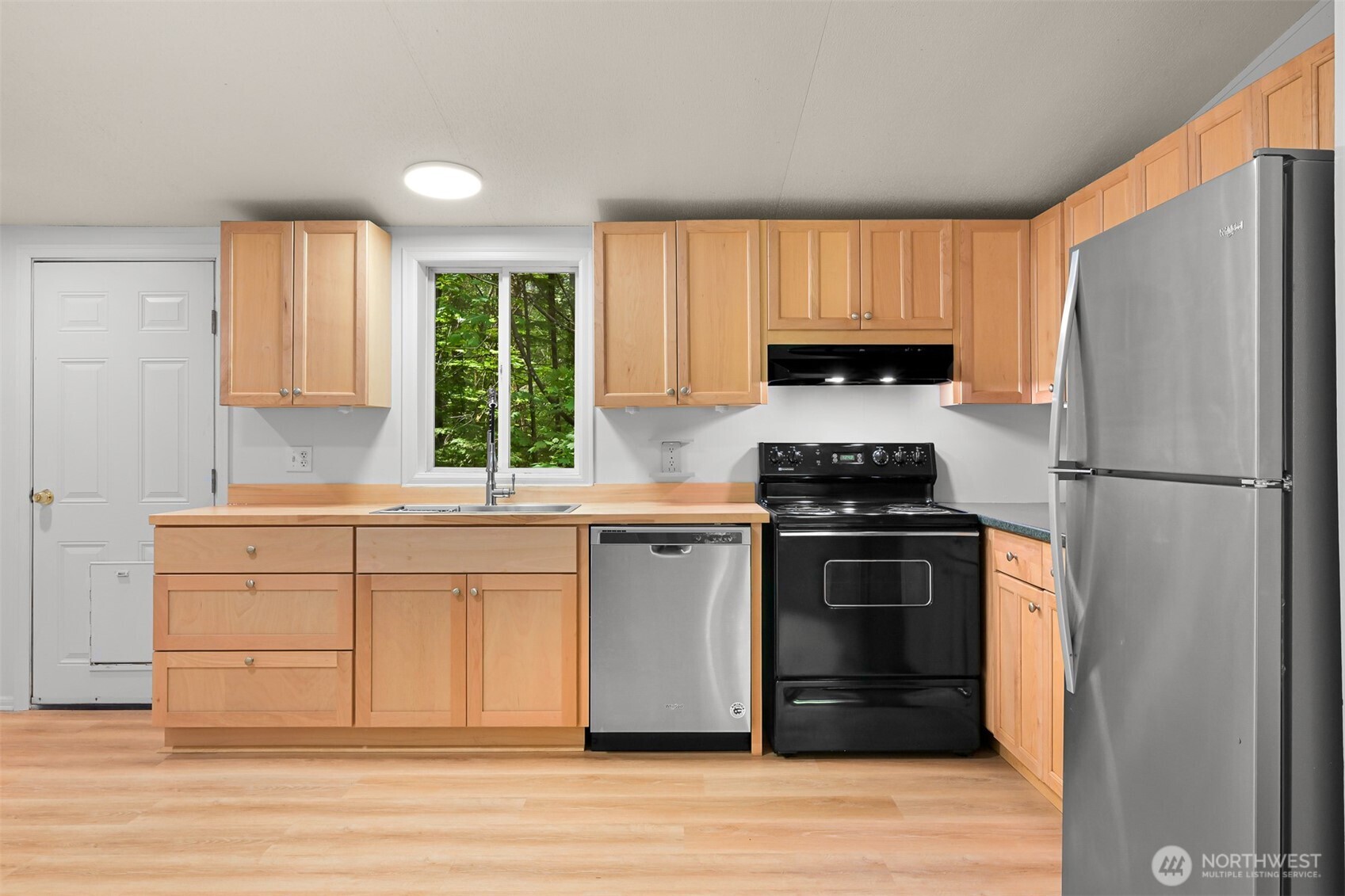 8331 Golden Valley Drive Maple Falls WA 98266