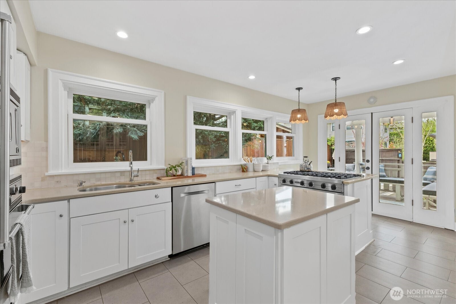 2407 11th Avenue E Seattle WA 98102