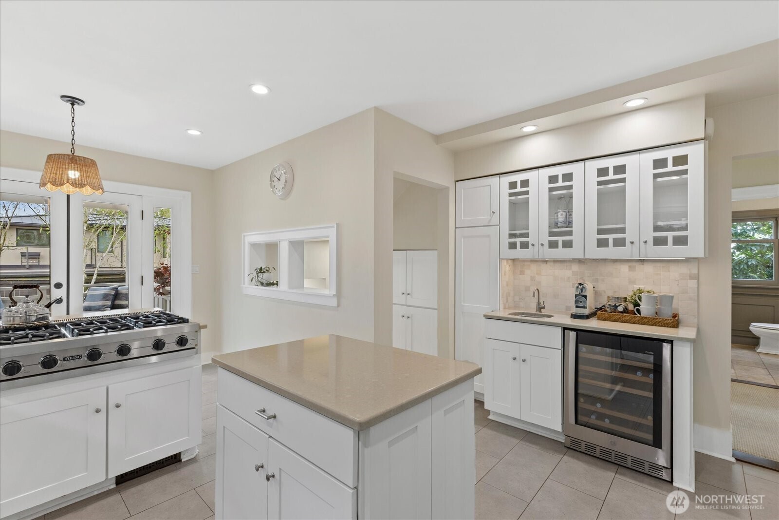 2407 11th Avenue E Seattle WA 98102