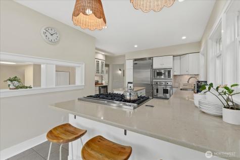 2407 11th Avenue E Seattle WA 98102