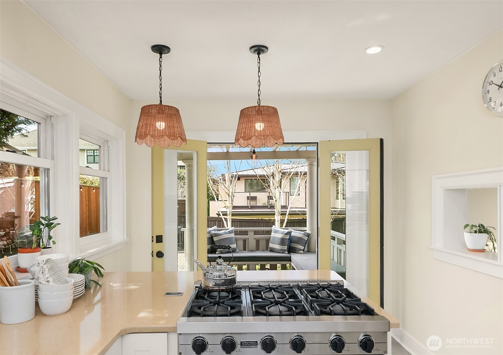 2407 11th Avenue E Seattle WA 98102