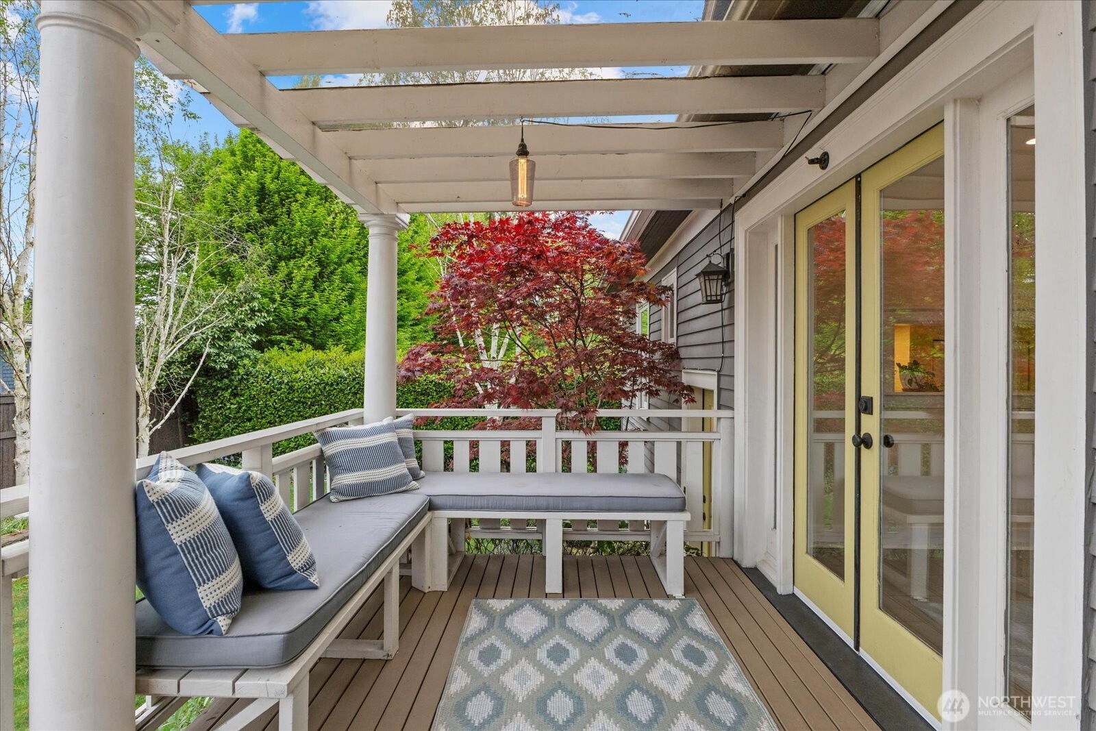 2407 11th Avenue E Seattle WA 98102