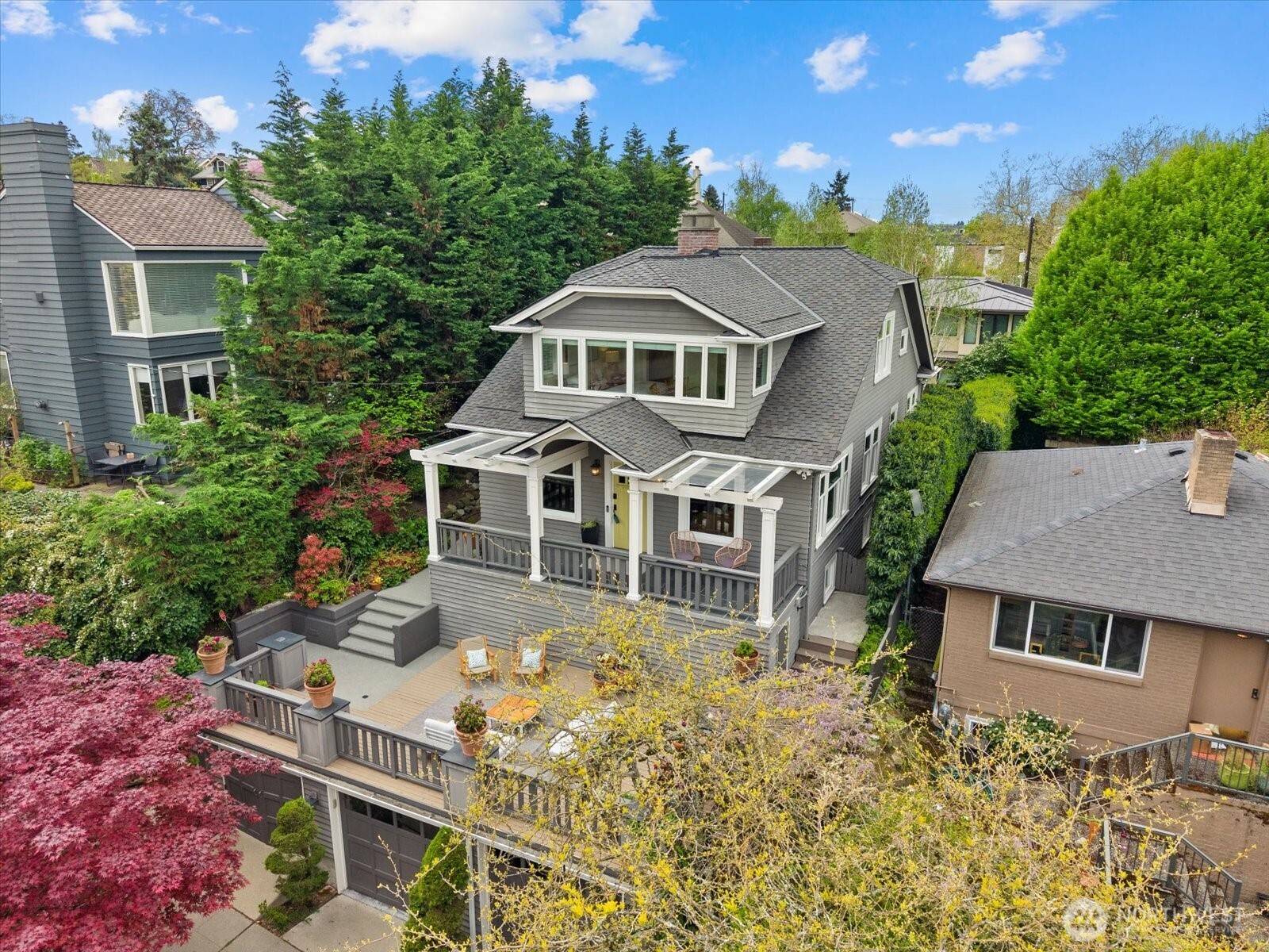 2407 11th Avenue E Seattle WA 98102