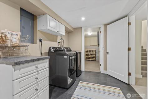 2407 11th Avenue E Seattle WA 98102