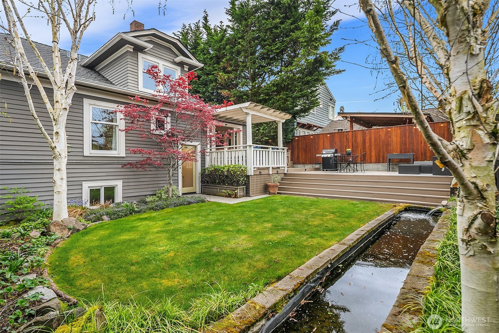 2407 11th Avenue E Seattle WA 98102