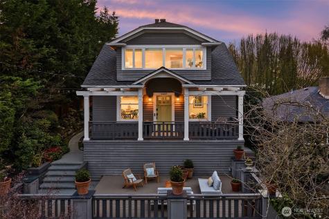 2407 11th Avenue E Seattle WA 98102