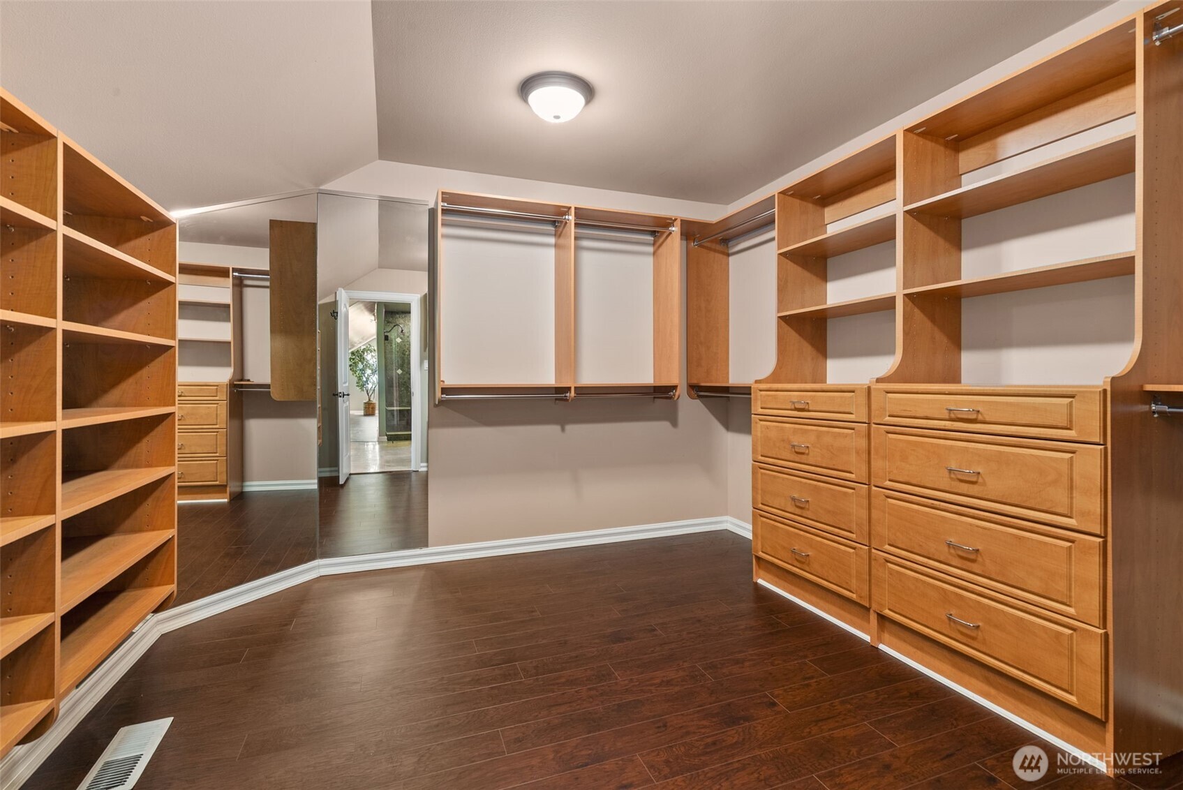 2609 Country Club Court NW Olympia WA 98502