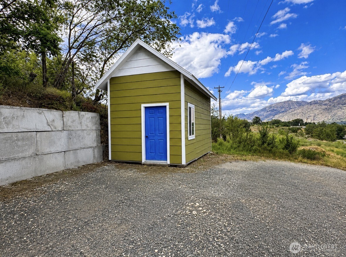 33601 Highway 97 Oroville WA 98844