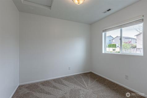 2156 66th Street SE Auburn WA 98092