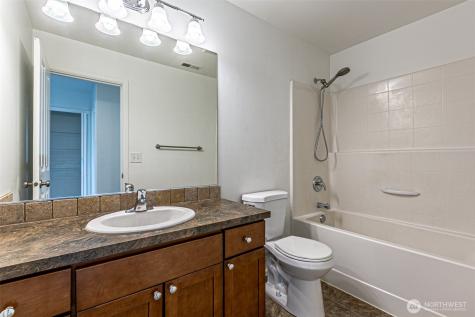 2156 66th Street SE Auburn WA 98092
