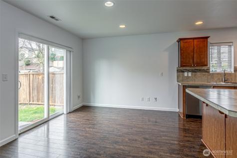 2156 66th Street SE Auburn WA 98092