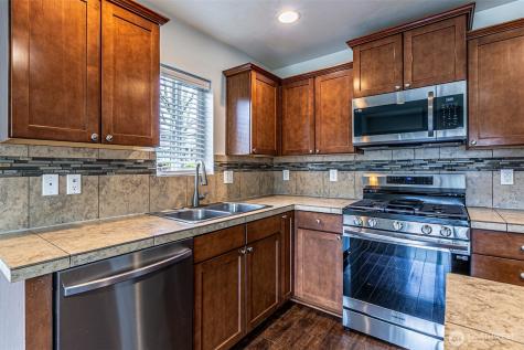 2156 66th Street SE Auburn WA 98092