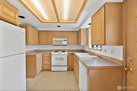 8403 S 120th Street Seattle WA 98178