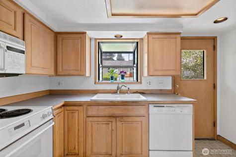 8403 S 120th Street Seattle WA 98178