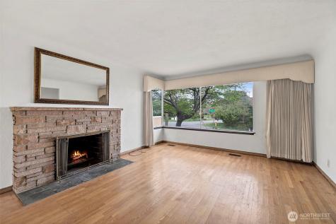 8403 S 120th Street Seattle WA 98178