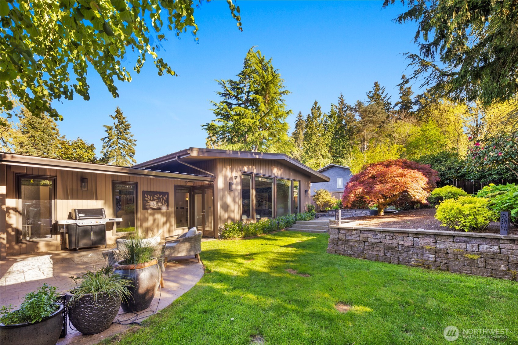 3215 78th Place NE Medina WA 98039