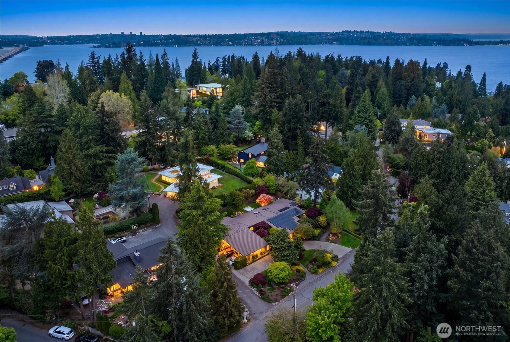 3215 78th Place NE Medina WA 98039