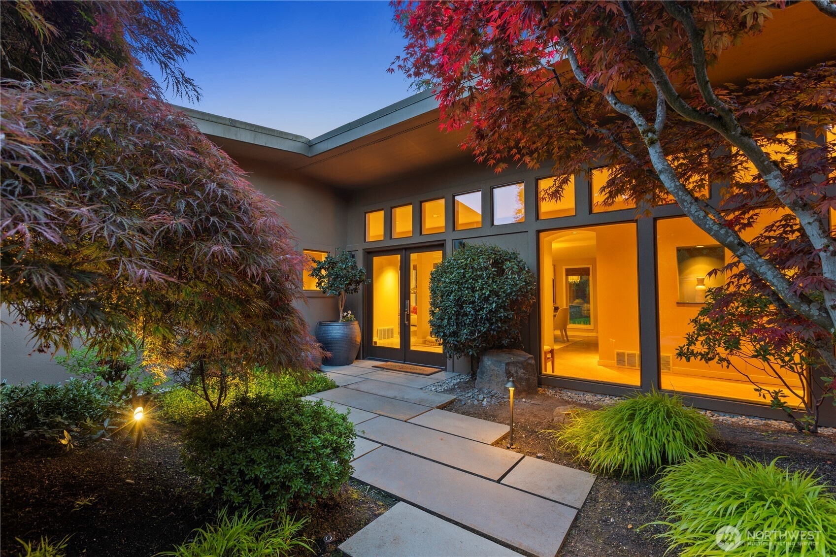 3215 78th Place NE Medina WA 98039