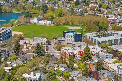 6546 Latona Avenue NE Seattle WA 98115