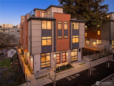 6546 Latona Avenue NE Seattle WA 98115