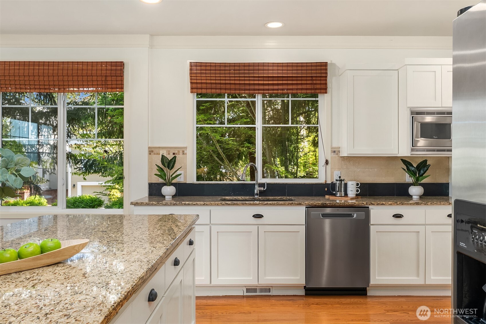 1578 NE Iris Street Issaquah WA 98029
