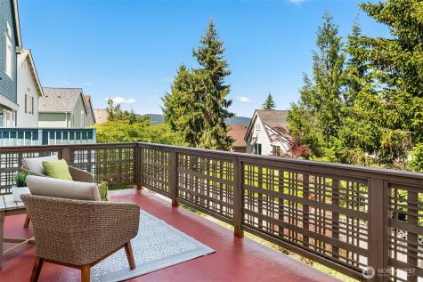 1578 NE Iris Street Issaquah WA 98029