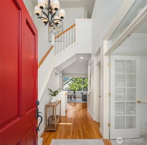 1578 NE Iris Street Issaquah WA 98029