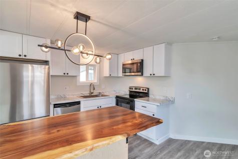 18501 52nd Avenue W Lynnwood WA 98037