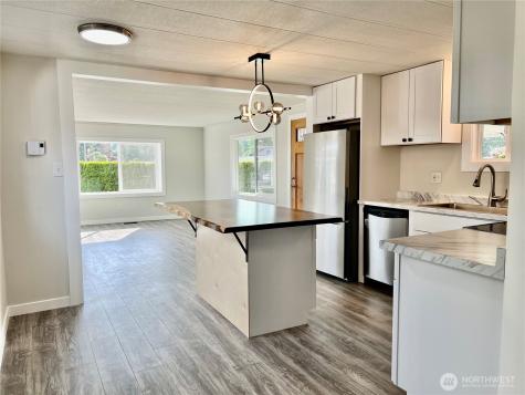 18501 52nd Avenue W Lynnwood WA 98037