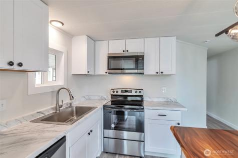 18501 52nd Avenue W Lynnwood WA 98037