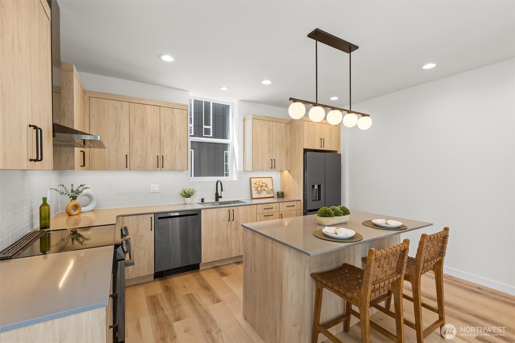 813 NW 63rd Street Seattle WA 98107