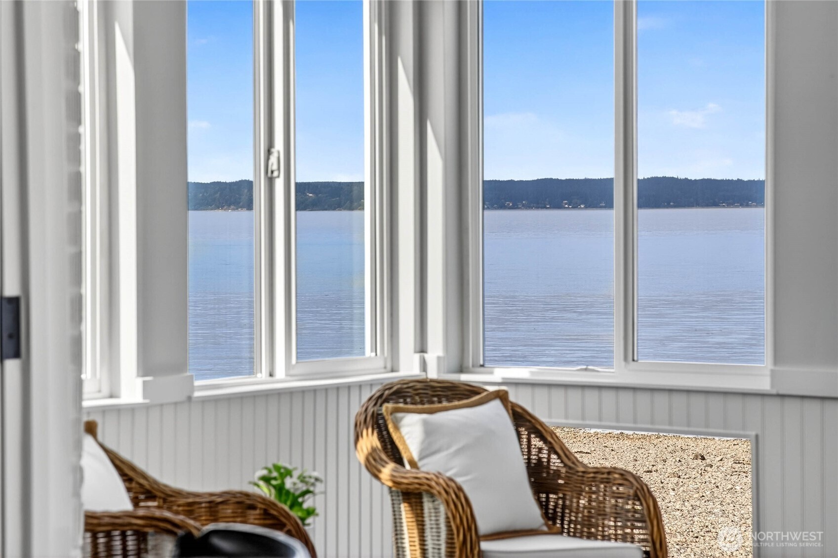 5311 Beach Drive SW Seattle WA 98136