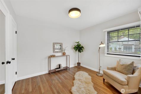 5311 Beach Drive SW Seattle WA 98136