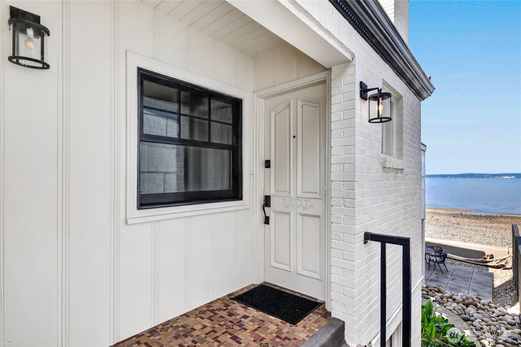 5311 Beach Drive SW Seattle WA 98136