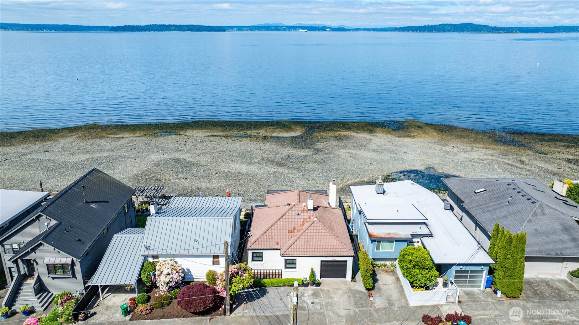 5311 Beach Drive SW Seattle WA 98136
