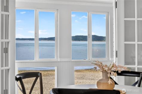 5311 Beach Drive SW Seattle WA 98136