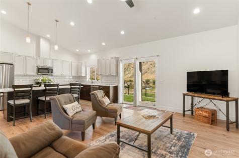 15 E Shore Court Orondo WA 98843