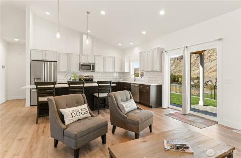 15 E Shore Court Orondo WA 98843