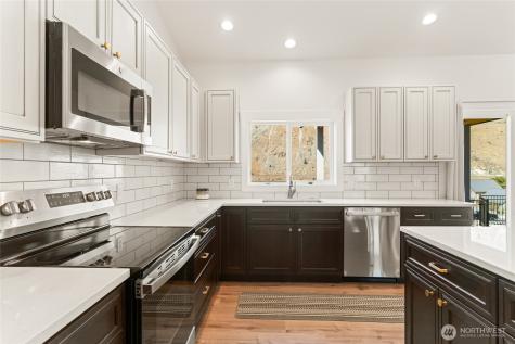 15 E Shore Court Orondo WA 98843