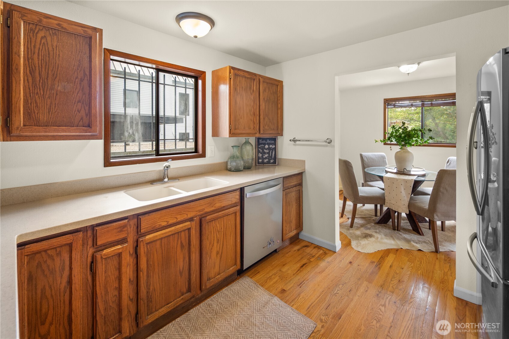 1710 30th Avenue Seattle WA 98122