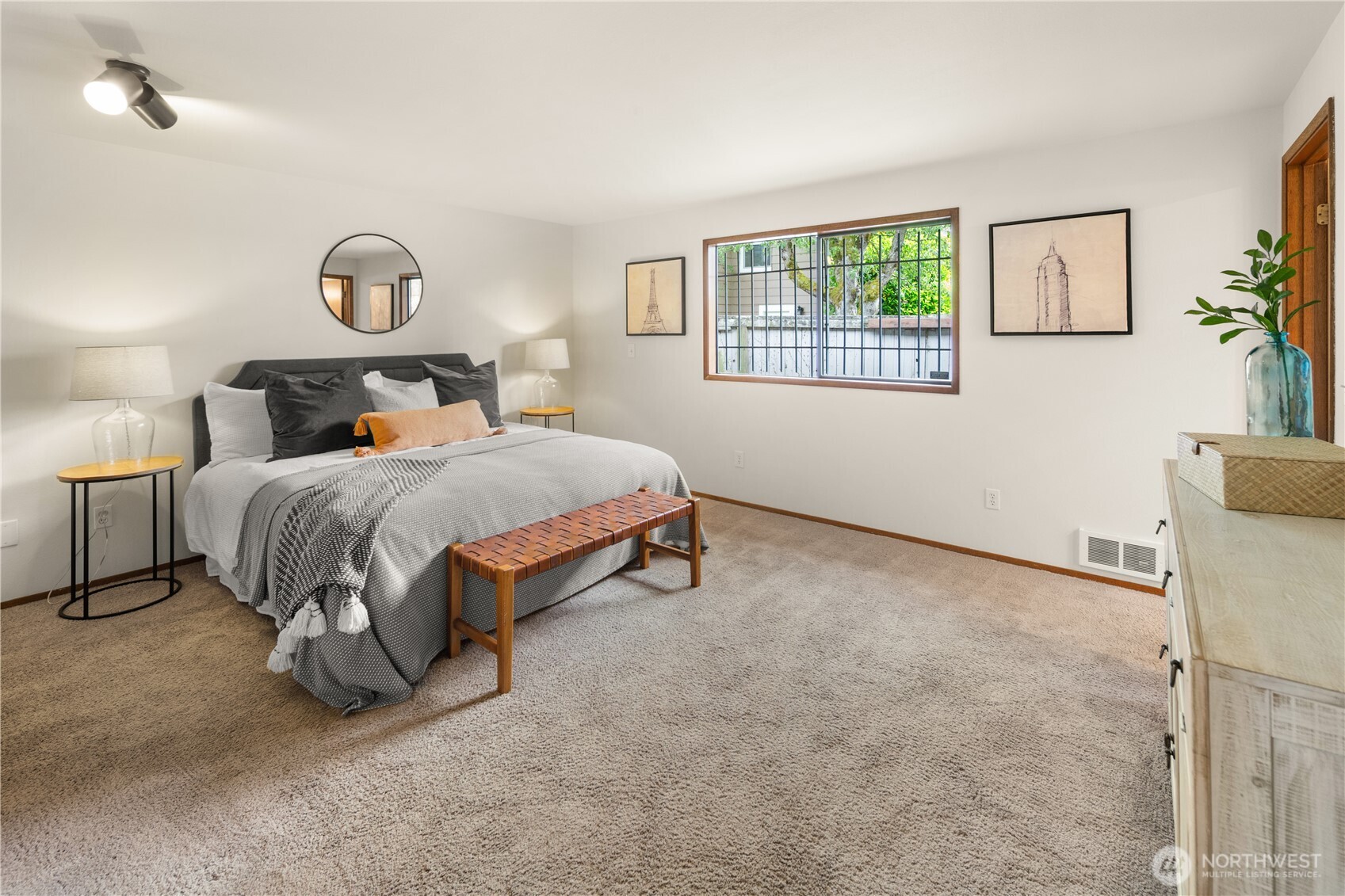 1710 30th Avenue Seattle WA 98122