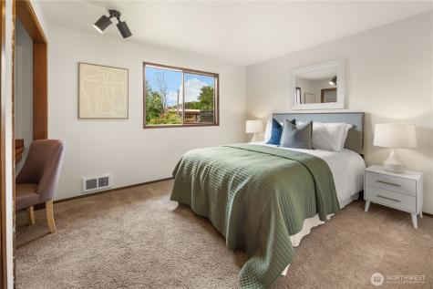 1710 30th Avenue Seattle WA 98122