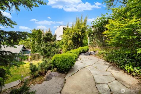 1710 30th Avenue Seattle WA 98122