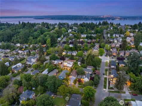 1710 30th Avenue Seattle WA 98122