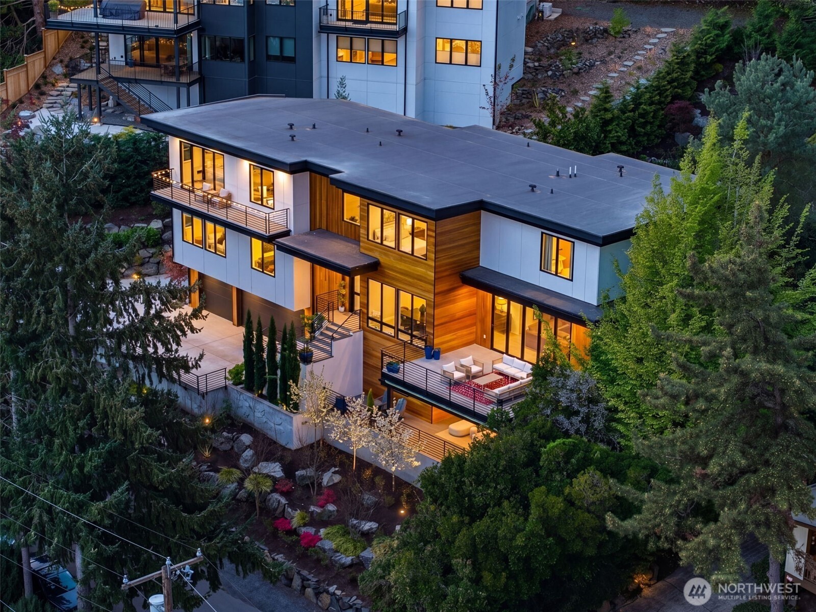 9818 SE 42nd Place Mercer Island WA 98040