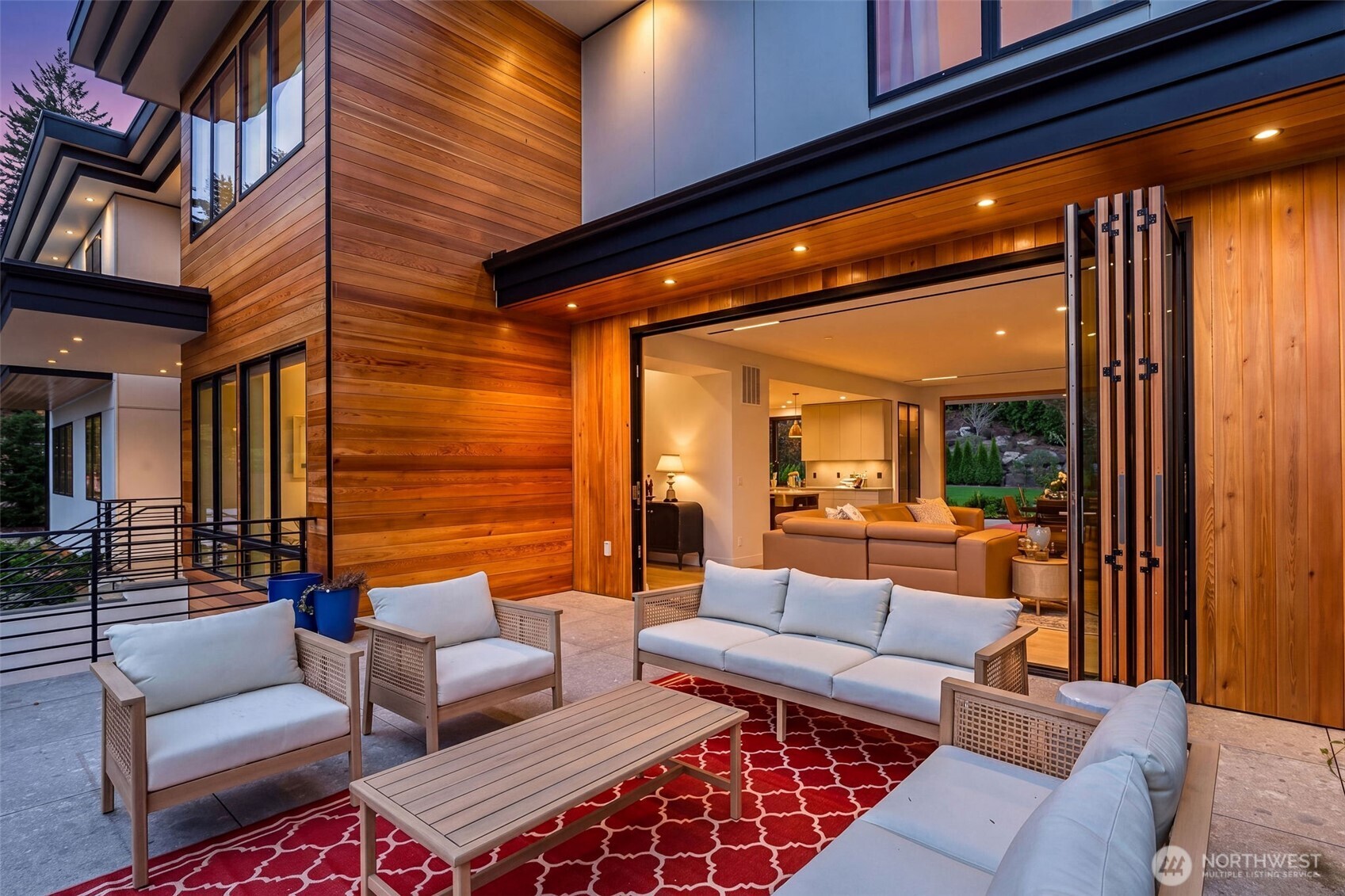 9818 SE 42nd Place Mercer Island WA 98040