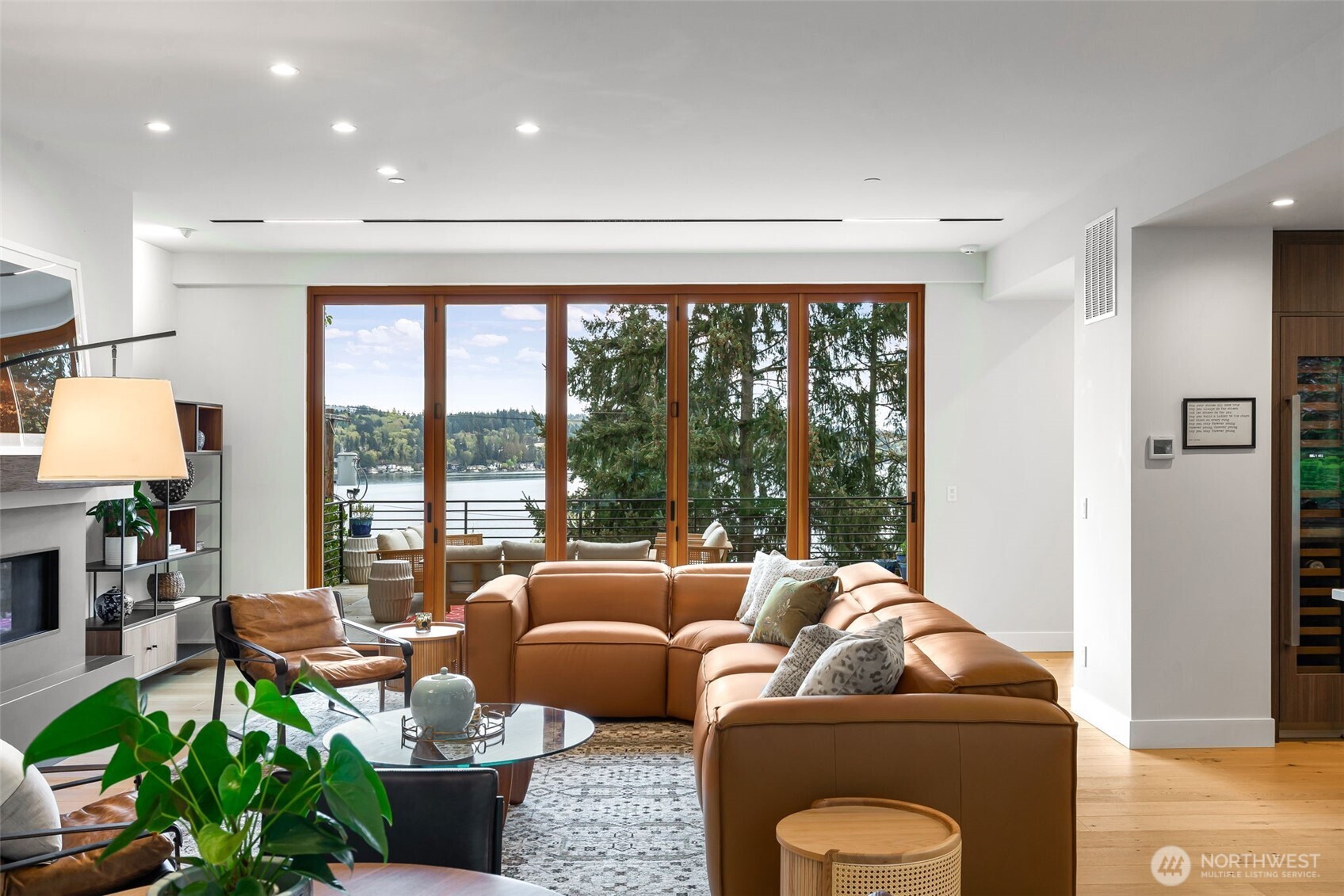 9818 SE 42nd Place Mercer Island WA 98040